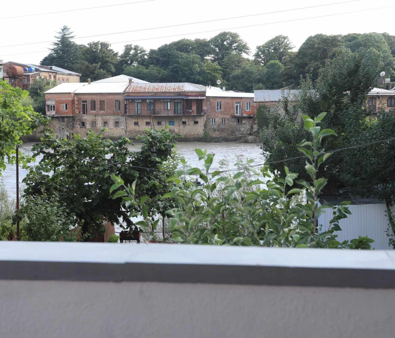Aparthotel Rioni Kʼutʼaisi Exterior foto